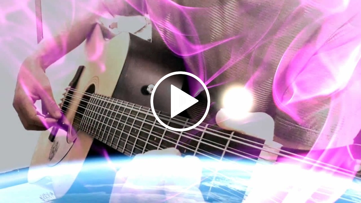 Surfing pretty ok waves and experimenting on the guitar with Fingerstyle Exercises Ylia Callan