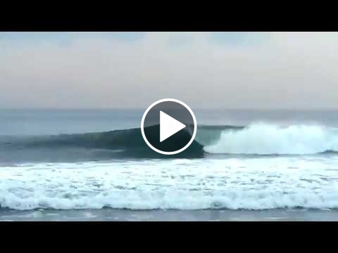Epic Medium Wave Surfers Fingerstyle Guitar Bali 2019